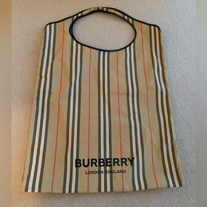 BURBERRY Pocket Packaway Icon Stripe Tote - NEW